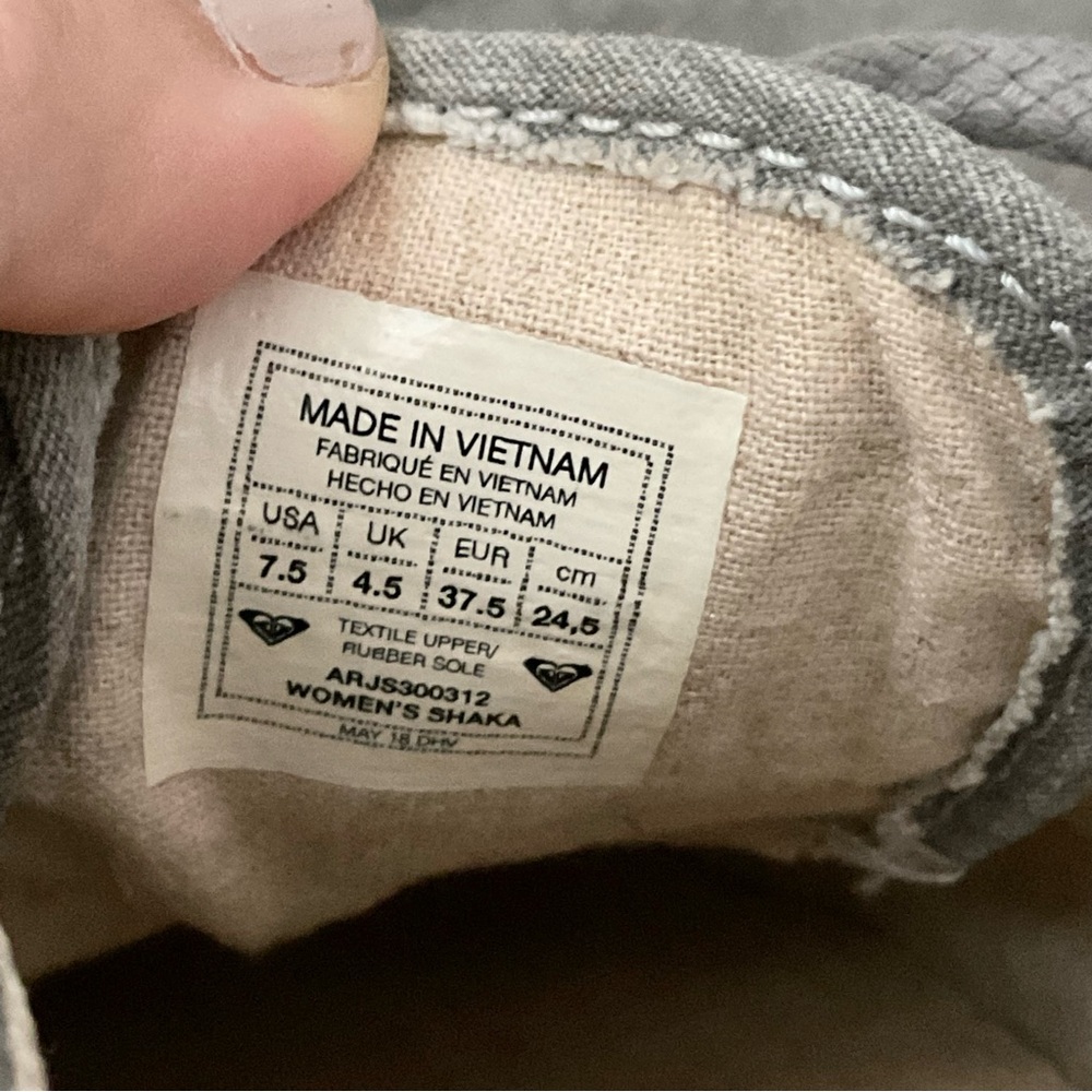 Roxy Shaka Platform Sneakers - image 6